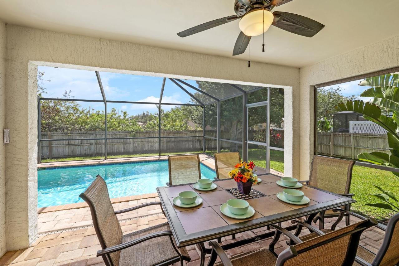 קייפ קורל Family Vacation, Heated Pool, Wake Up To Enjoy The Sunrise - Villa Pine Island מראה חיצוני תמונה