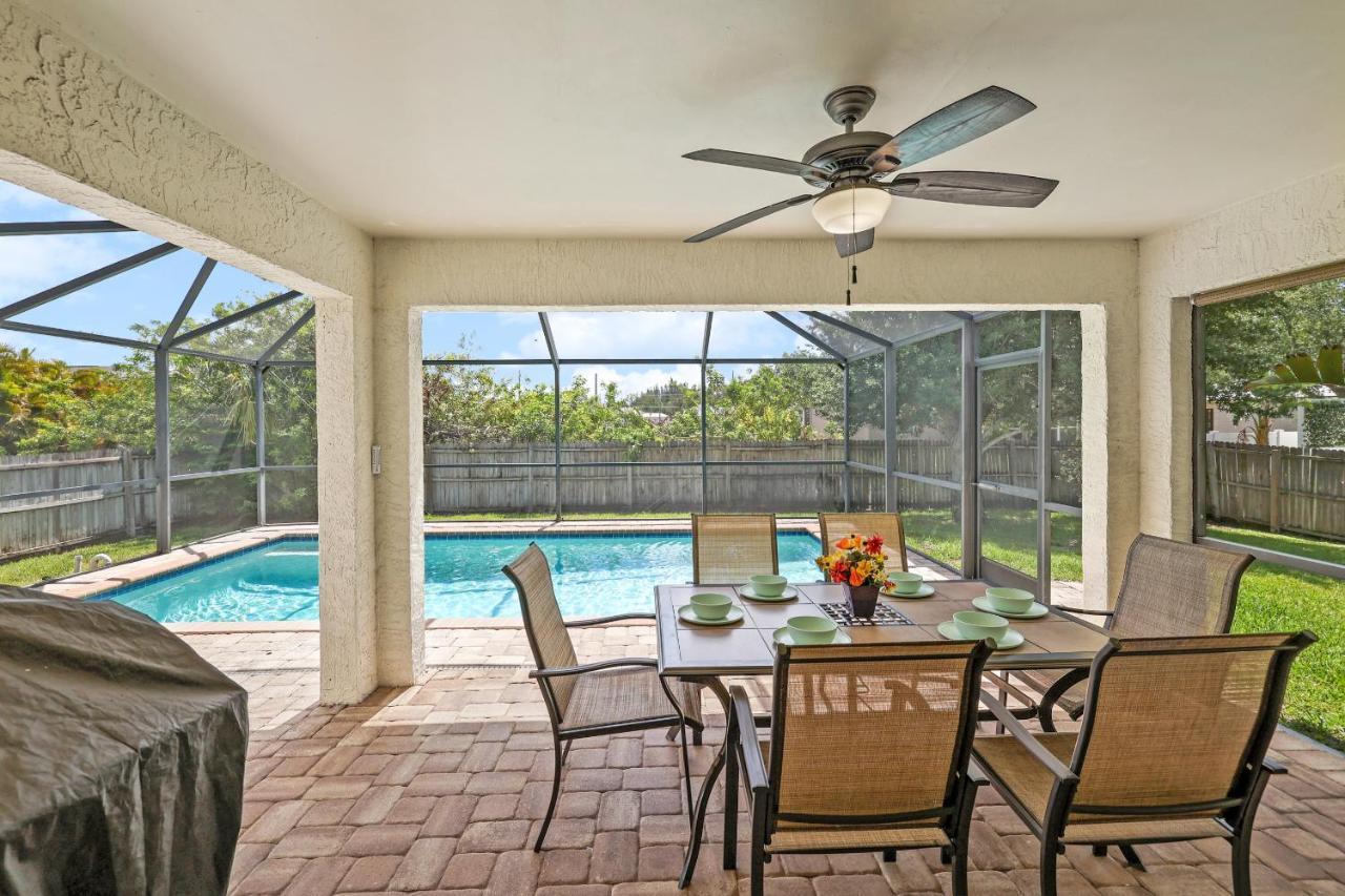 קייפ קורל Family Vacation, Heated Pool, Wake Up To Enjoy The Sunrise - Villa Pine Island מראה חיצוני תמונה